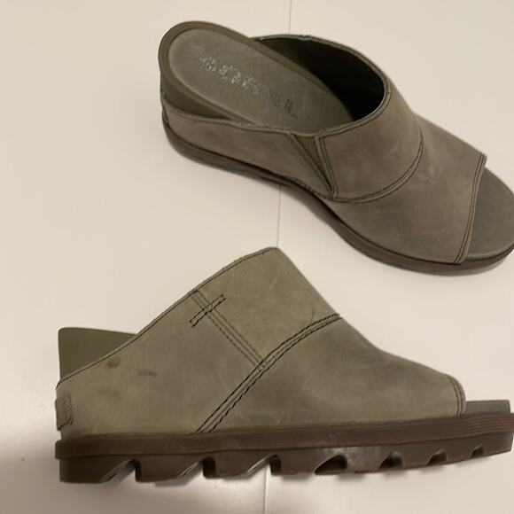 Sorel Joanie II Suede Slide Wedge Mules Olive Green Size 7.5 - Picture 1 of 8
